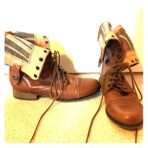Steve Madden lace up boots
